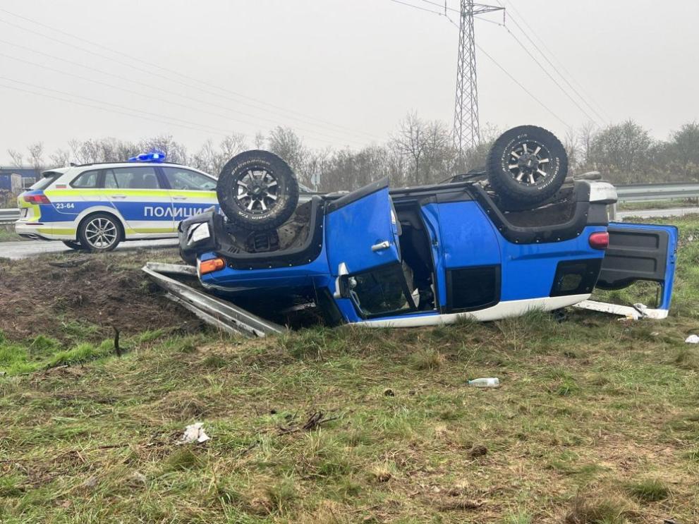 Тежка катастрофа на пътя Казанлък - Стара Загора, мъж е в болница