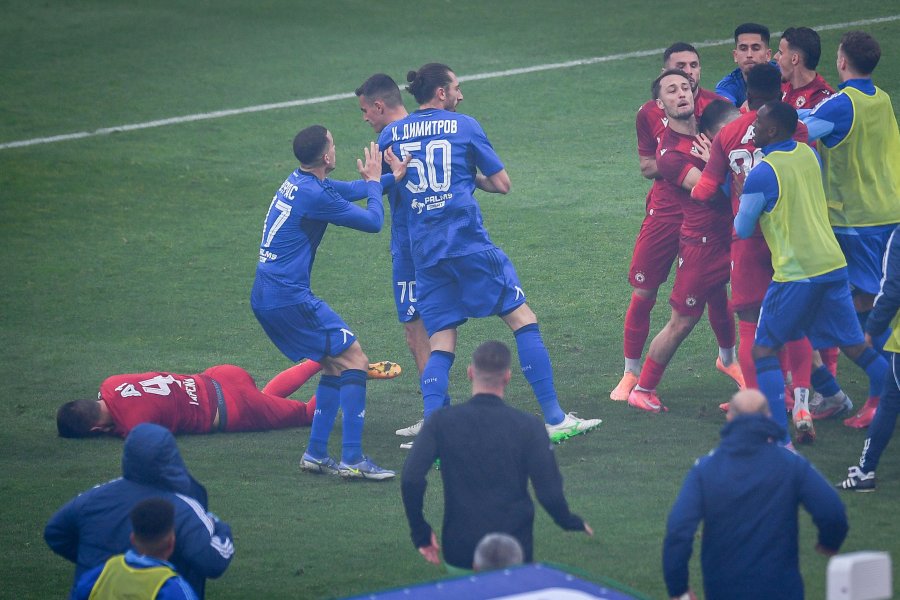 Брутално меле Левски ЦСКА1