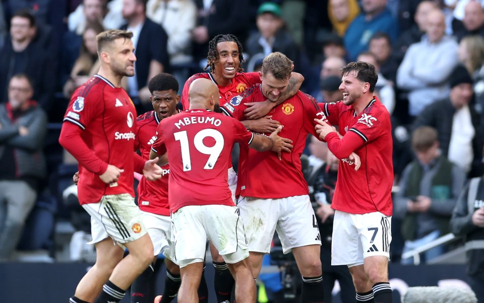 Шоу и драма по английски! Манчестър Юнайтед не се предаде и се спаси срещу Тотнъм в последната секунда