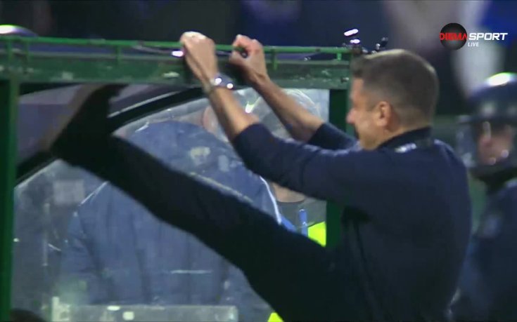 Хулио Веласкес побесня и си го изкара на пейката срещу ЦСКА