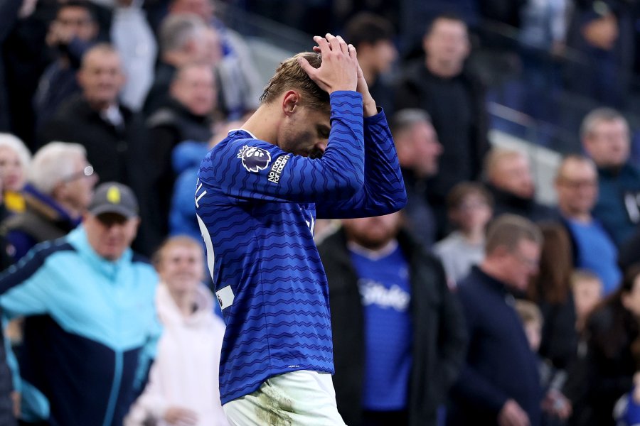 Евертън Фулъм1