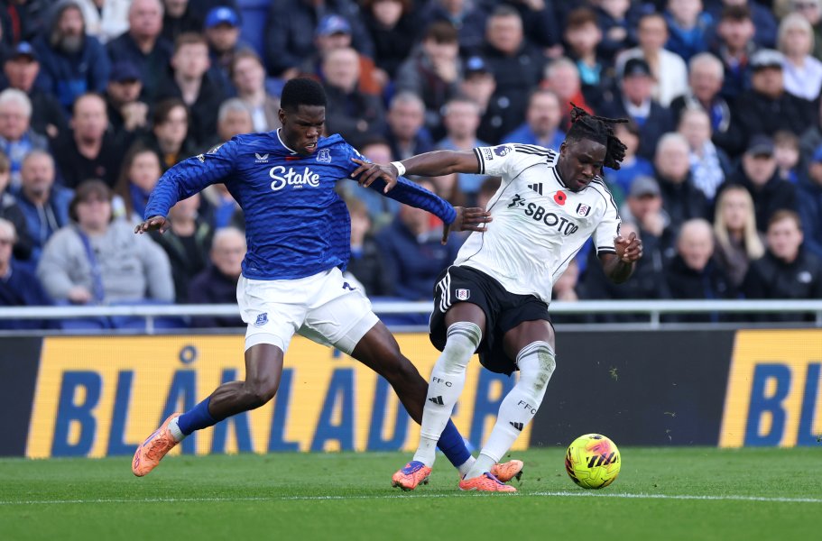 Евертън Фулъм1