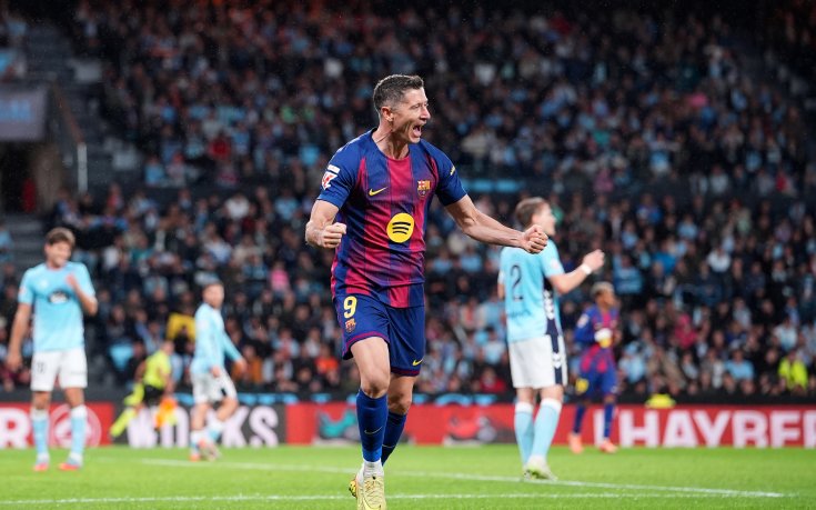 Хеттрик на Левандовски поведе Барселона към безценен успех над Селта Виго