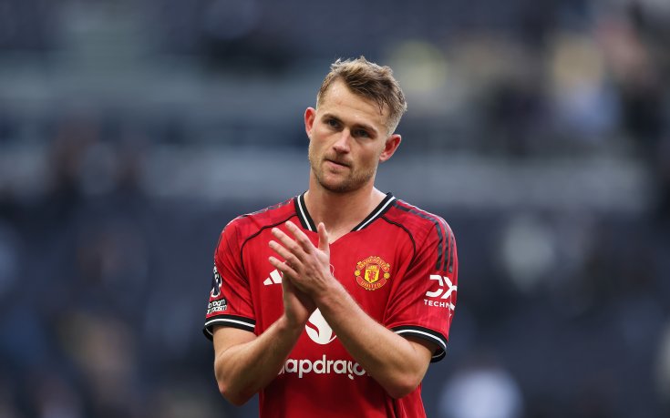 Куман приветства завръщането на Де Лихт и похвали дебютанта Валенте