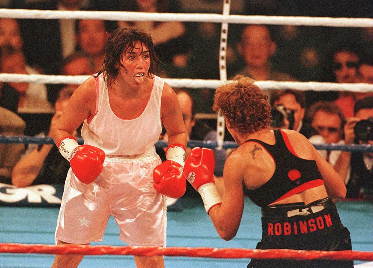 Историята на Кристи Мартин – боксьорката, която оцеля след опит за убийство