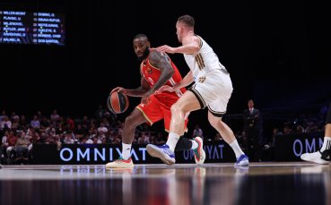 Отличен Милър-Макинтайър направи 