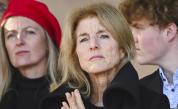 Каролайн Кенеди в страх, синът ѝ Джак тръгва към Конгреса
