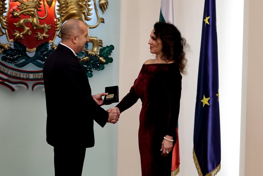 Президентът Румен Радев награди с Почетен знак изявени спортисти1