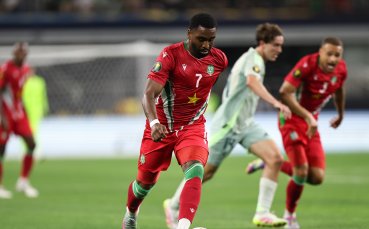 Суринам и Кюрасао са на една крачка от сензационно класиране на Мондиал 2026