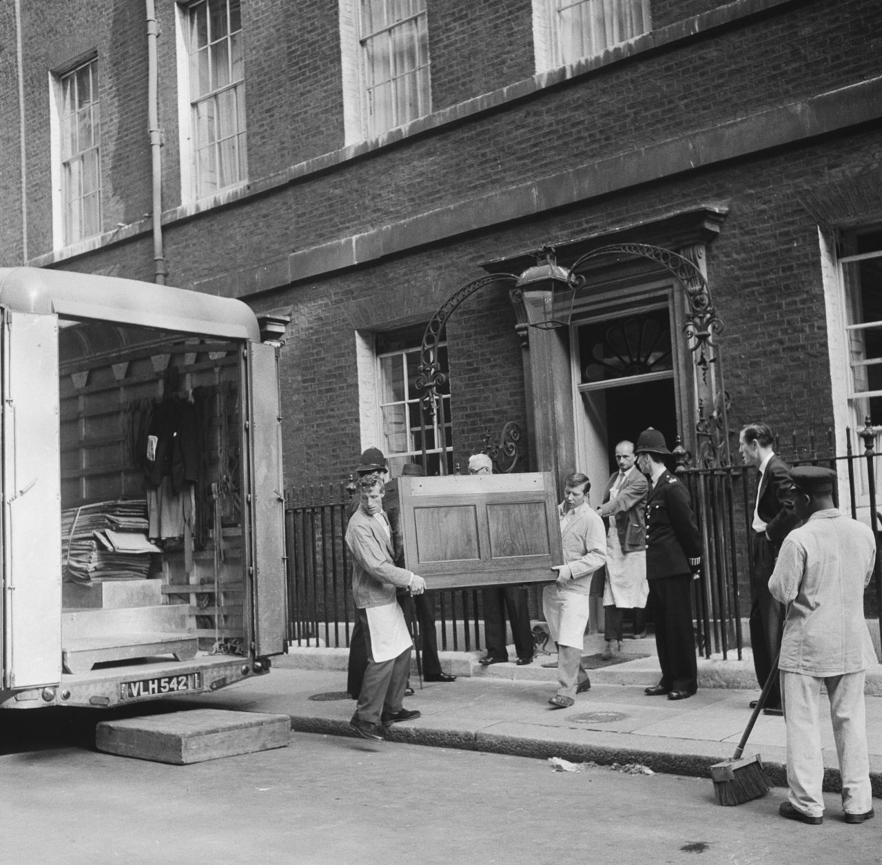 <p>No. 10 Downing Street &ndash; мястото, където световните лидери обсъждат политика и се вземат решения, определящи съдбата на нацията</p>