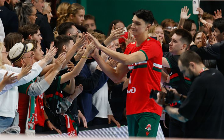 Симеон Николов и Локо Новосибирск продължават да летят в Русия