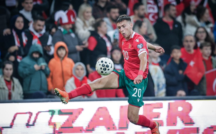 Мартин Георгиев пред евродебют, АЕК Атина го картотекира за Лигата на конференциите