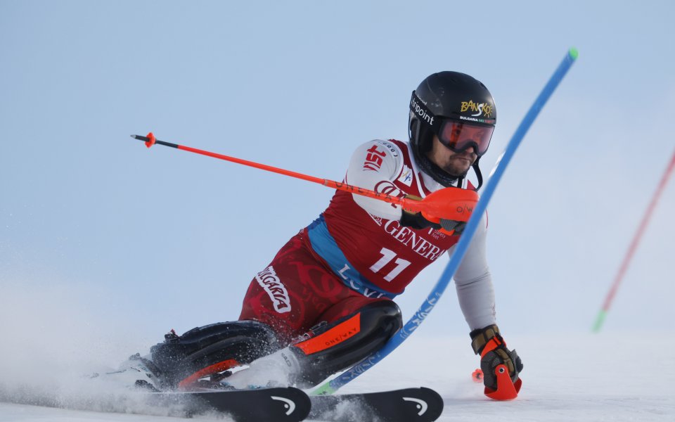 Алберт Попов остана извън топ 20 в първия слалом за СК