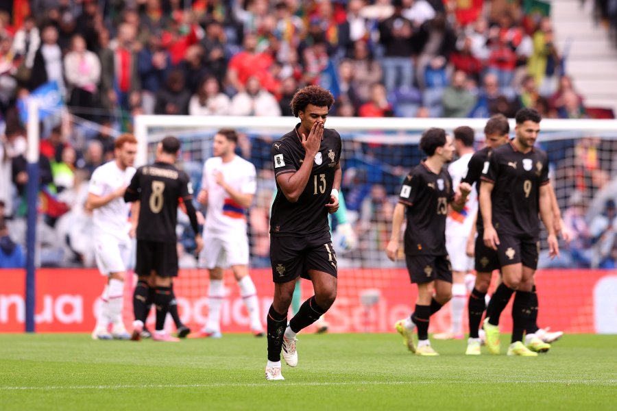 Португалия Армения1