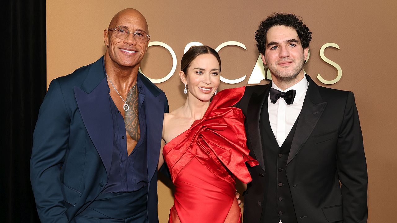 Модни провали - странни визии на червения килим на Governors Awards