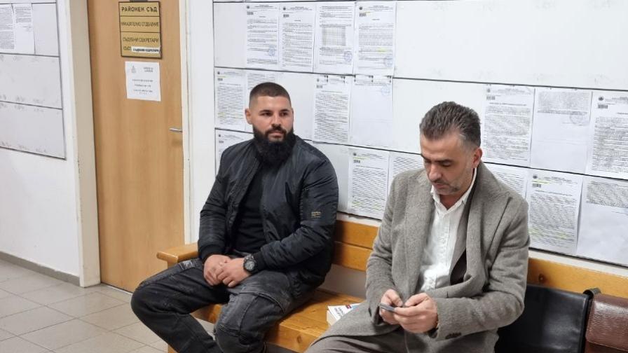 Районният съд в Пловдив продължава разпита...