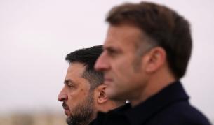 Зеленски пристигна в Париж