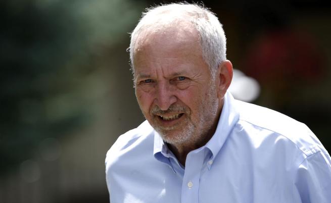 Лари Съмърс се оттегля след скандал с Епстийн: Дълбоко се срамувам