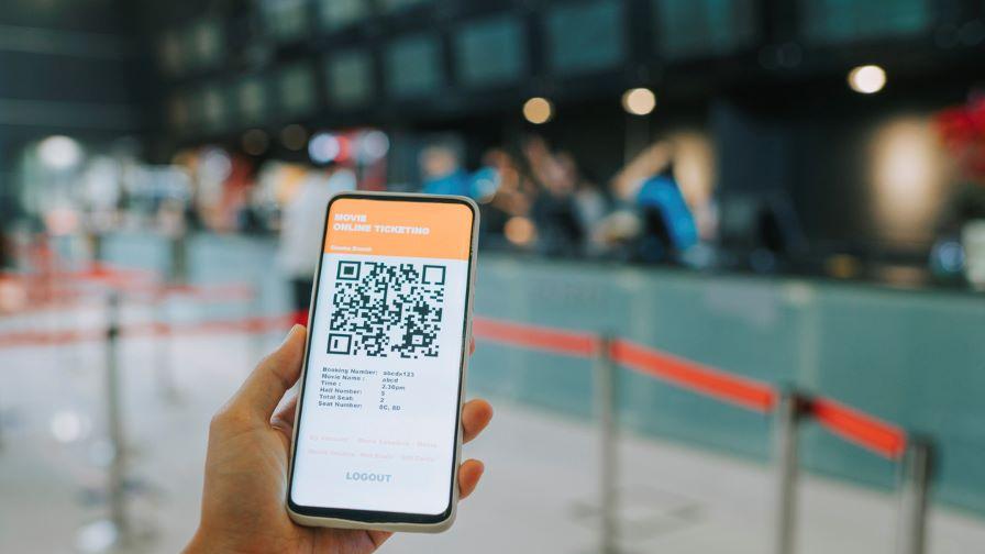 <p>Въвеждат нов единен електронен билет за влак, автобус, самолет и кораб</p>