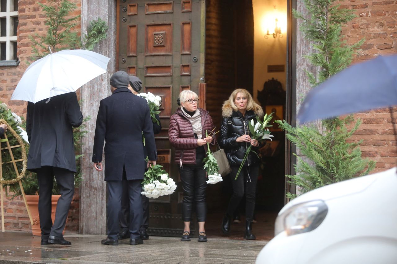 <p>Последно сбогом с астроложката Светлана Тилкова &ndash; Алена</p>