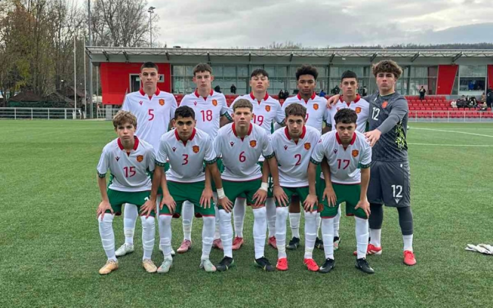 Юношите на България се измъчиха срещу Молдова
