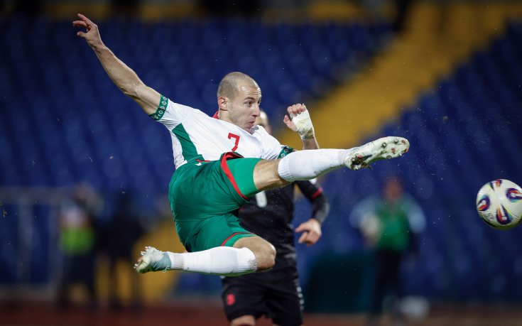 Бащата на Георги Русев: Свещ и дистанционно хвърчаха при гола на сина ми