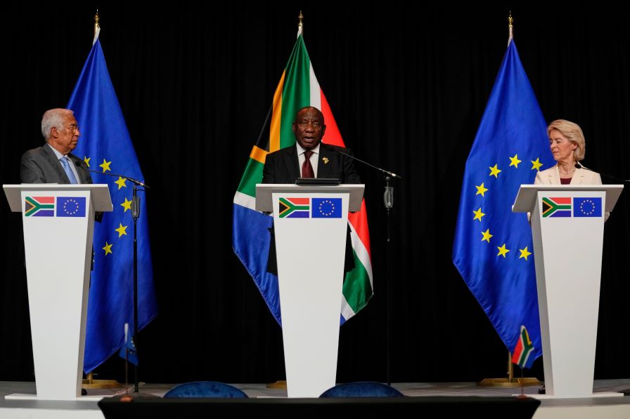 Среща на върха на Г-20: Лидерите на ЕС обсъждат мирния план на САЩ за Украйна със Зеленски