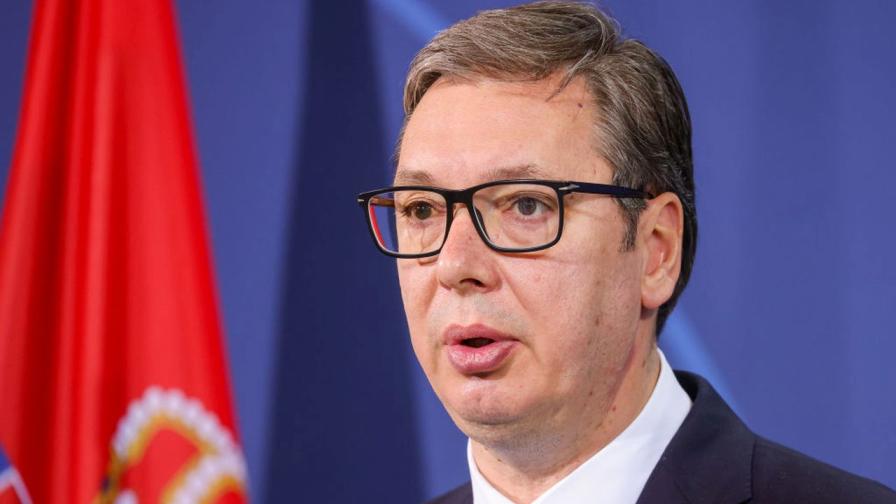 <p>Вучич е разследван за &quot;снайпер туризъм&quot; в Сараево</p>