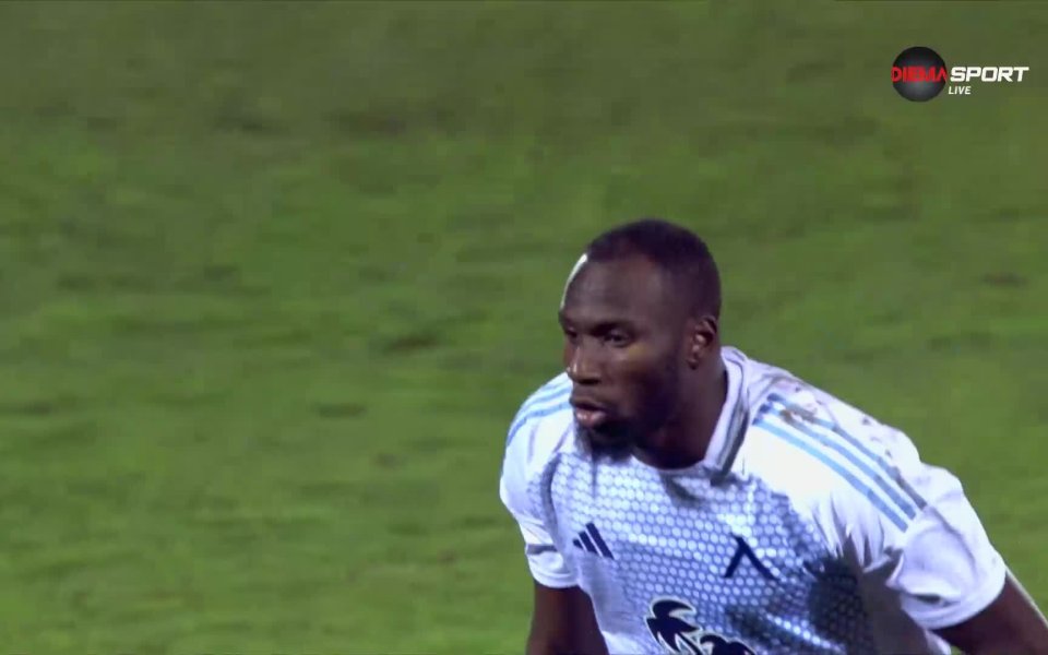 И Сангаре вкара на Монтана, разписа се от дузпа - 5:1 за 