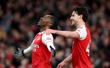 Езе блесна с хеттрик при победа на силен Арсенал в дербито срещу безобразен Тотнъм