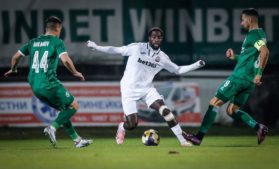 Ботев Враца Славия1