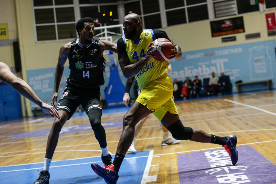 БК Левски БК Локомотив Авиа1