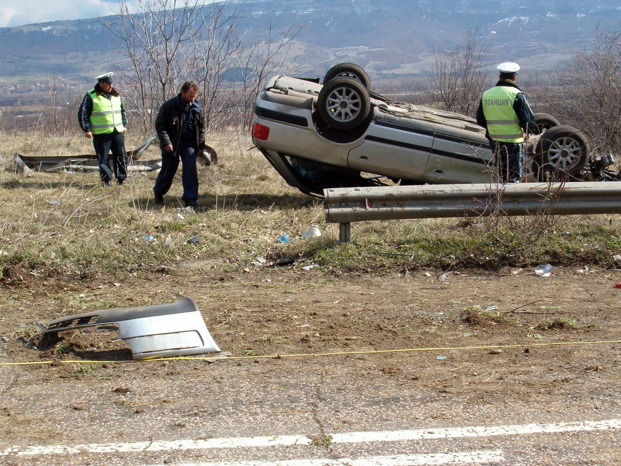 Четирима младежи пострадаха при катастрофа край Монтана