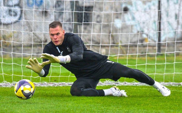 Титулярният вратар на Локомотив Пловдив поднови тренировки