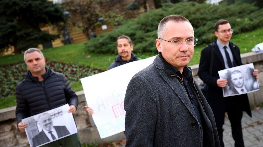 ВМРО на протест в София след нападението на Владимир Перев в Скопие