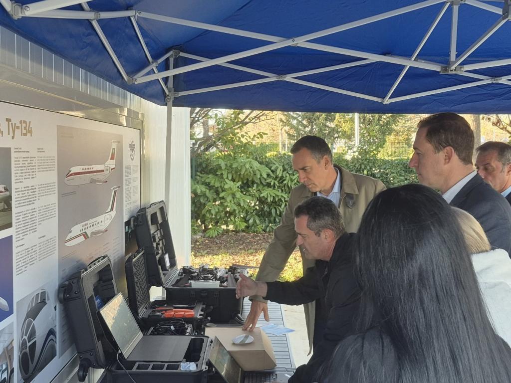 Дрон помага на огнеборците в Бургас