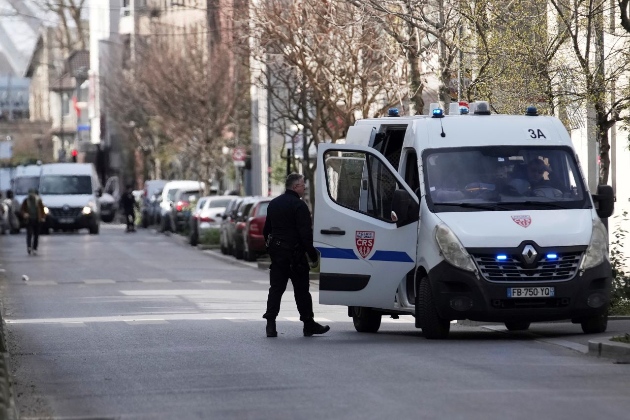 Франция разби шпионска мрежа с руско участие