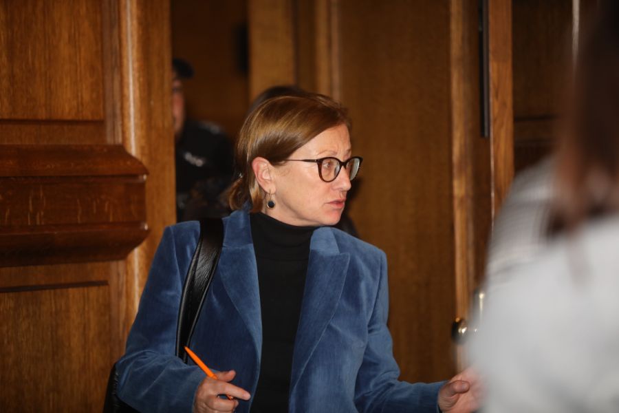 <p>СГС наложи домашен арест на Никола Барбутов.</p>