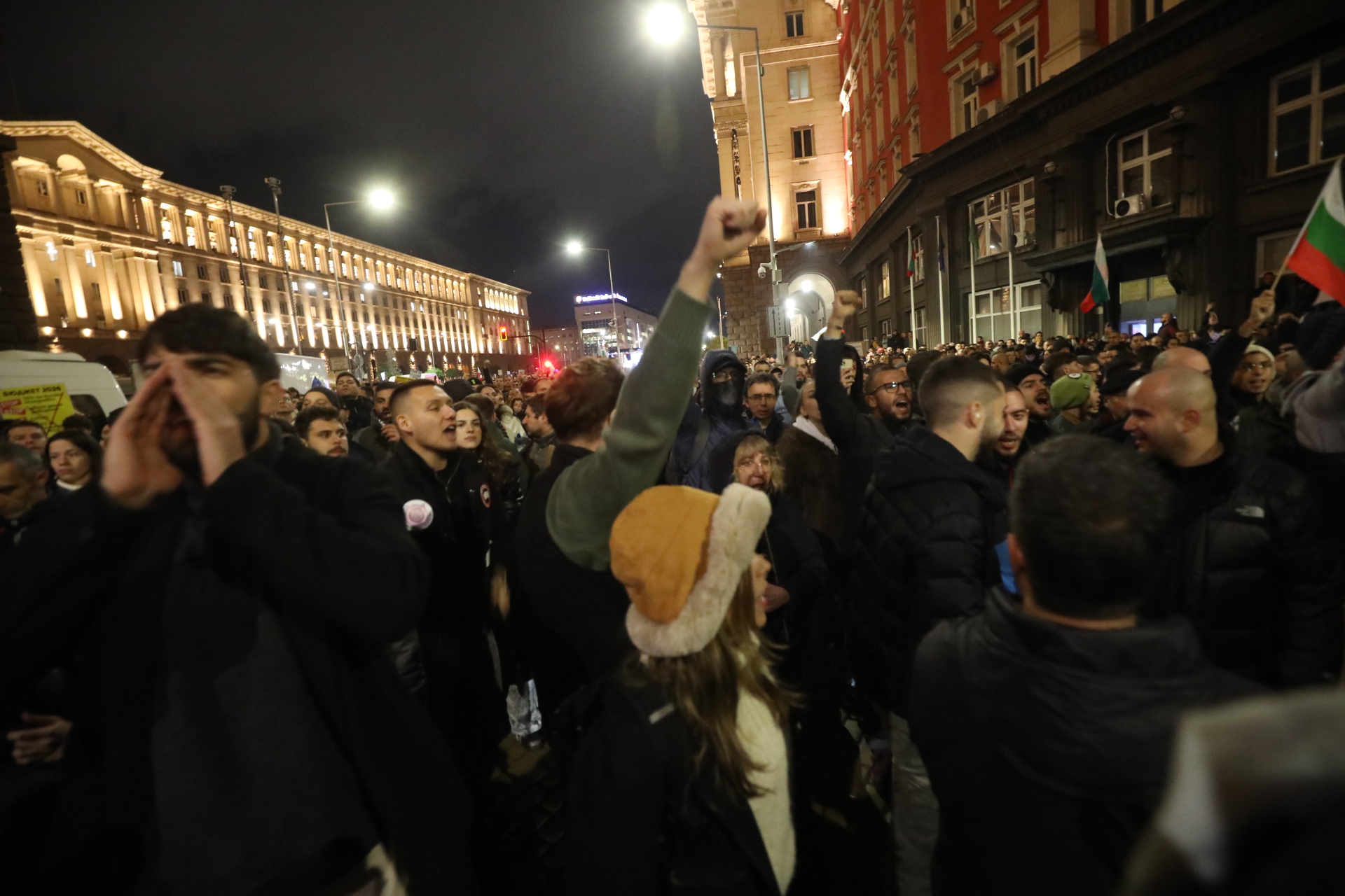 <p>Протест срещу Бюджет 2026 - "Триъгълникът на властта" под обсада.</p>