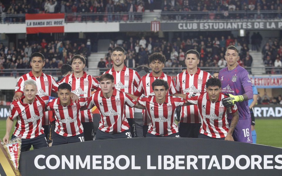 Сурови наказания за цял клуб в Аржентина заради жест на протест