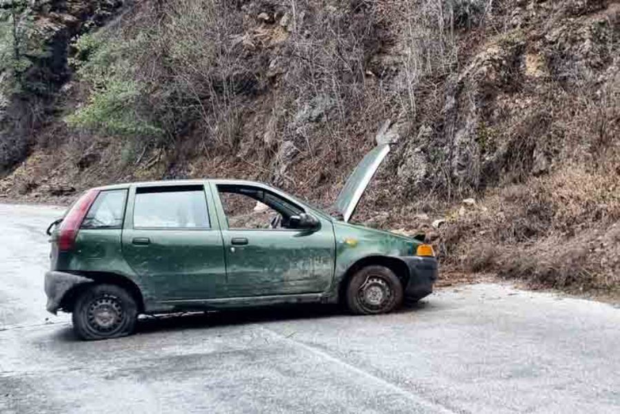 С 4,38 промила алкохол: 27-годишен шофьор катастрофира край Смилян