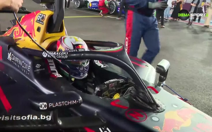 На сантиметри от Никола Цолов на стартовата решетка във Формула 2 (видео)