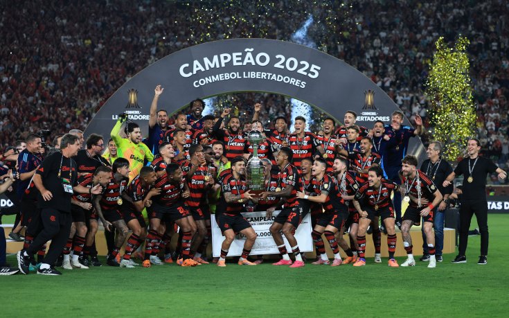 Фламенго пречупи Палмейрас за легендарен триумф в Копа Либертадорес