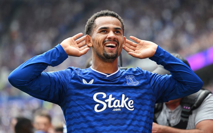 Ман Сити, Ливърпул и Тотнъм по петите на звезда на Евертън