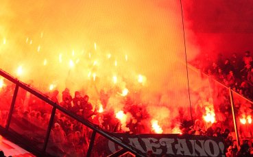 Аякс с официална позиция след бруталното пирошоу