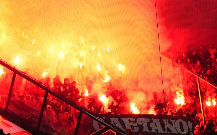 Аякс с официална позиция след бруталното пирошоу