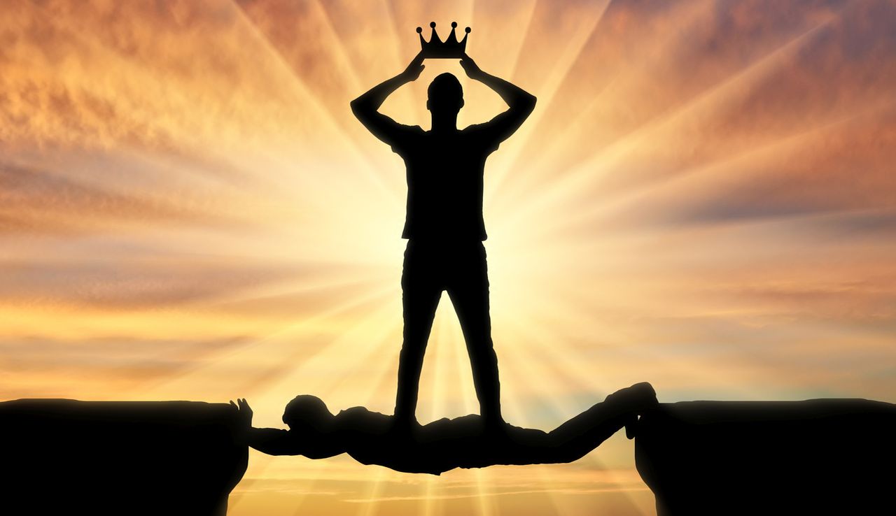 Психолог: 5 знака, че излизате с нарцисист