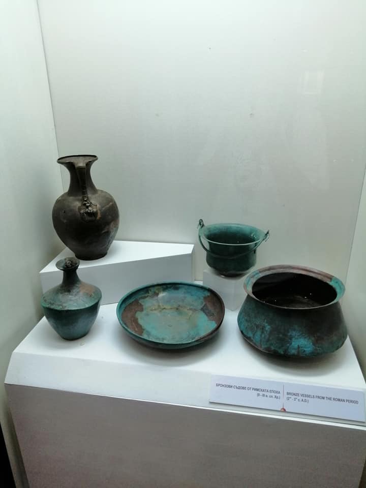 <p>Перперикон, Татул и Караджов камък са малка част от чудатите обиталища на древни народи, които се простират по нашите земи.</p>