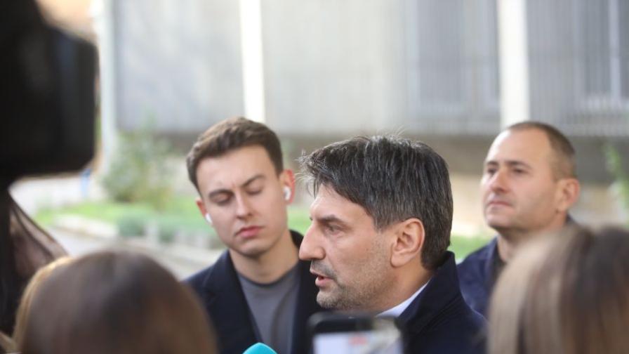 Брифинг пред сградата на СДВР: Главен...