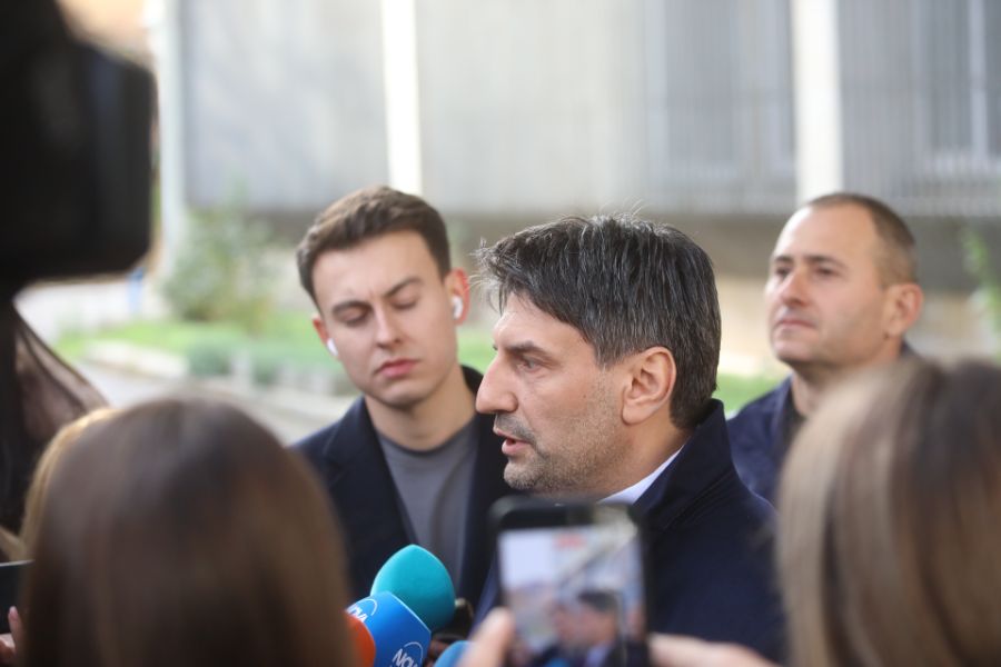 <p>Брифинг пред сградата на Столична дирекция на вътрешните работи (СДВР).</p>